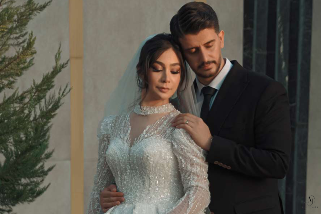 ژست عروس داماد در آتلیه اصفهان