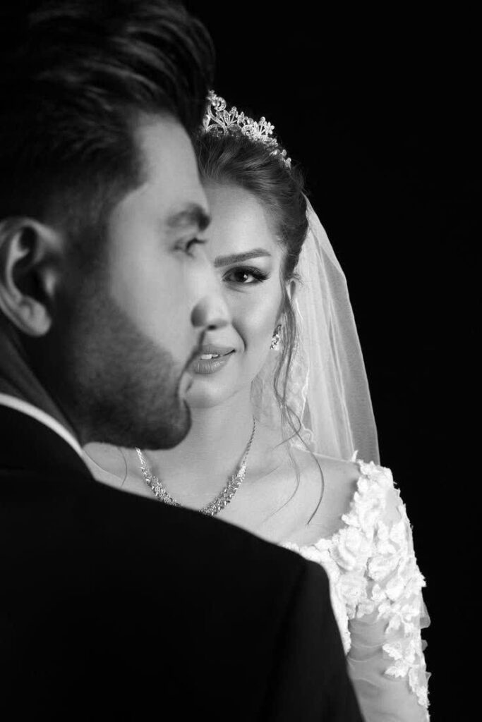 جدیدترین ژست عروس داماد در اتلیه